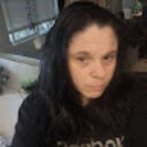 Meet your Posher, Denessa